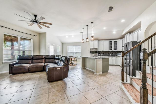 6173 Bridgewater Lane, League City, TX 77573
