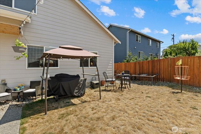 28408 NW 75th Drive, Stanwood, WA 98292