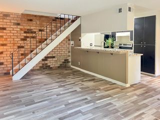 5642 Madison Ave #3, Sacramento, CA 95841