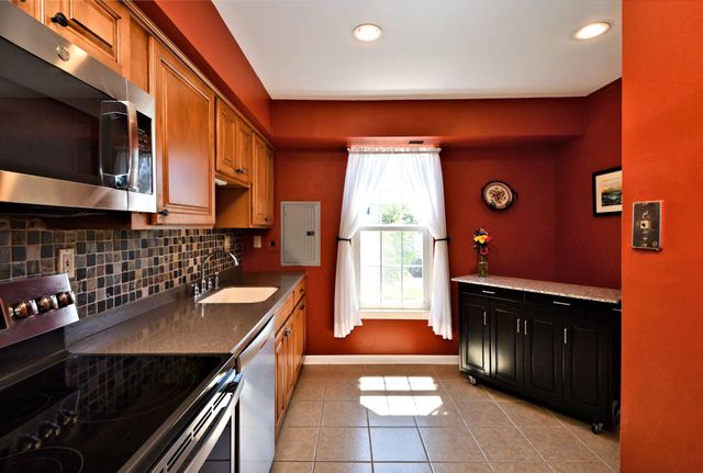 615 PIEDMONT CT, Lansdale, PA 19446