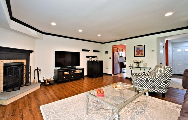 615 PIEDMONT CT, Lansdale, PA 19446