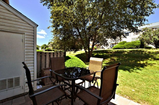 615 PIEDMONT CT, Lansdale, PA 19446