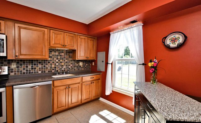 615 PIEDMONT CT, Lansdale, PA 19446