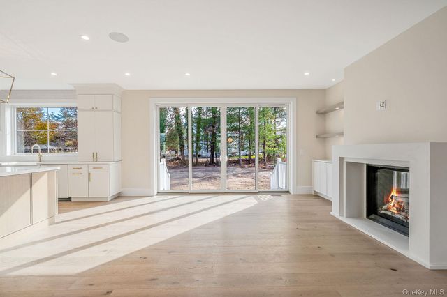 4 Blackwell Court, Nesconset, NY 11767