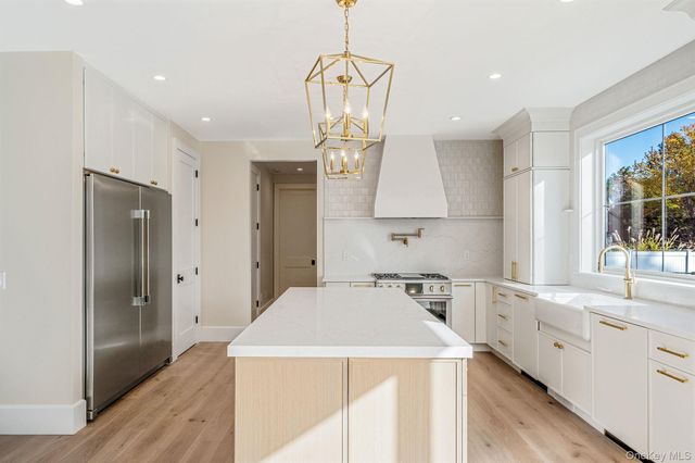 4 Blackwell Court, Nesconset, NY 11767