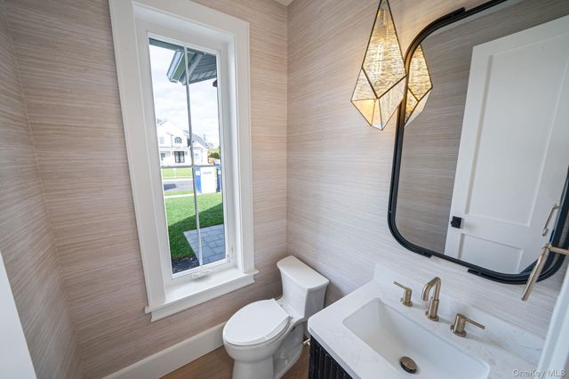 4 Blackwell Court, Nesconset, NY 11767