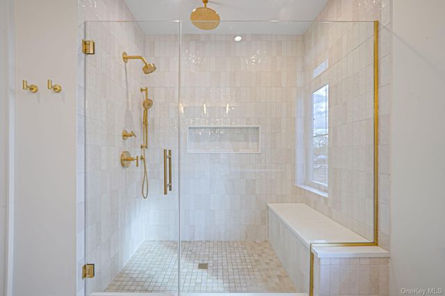 4 Blackwell Court, Nesconset, NY 11767