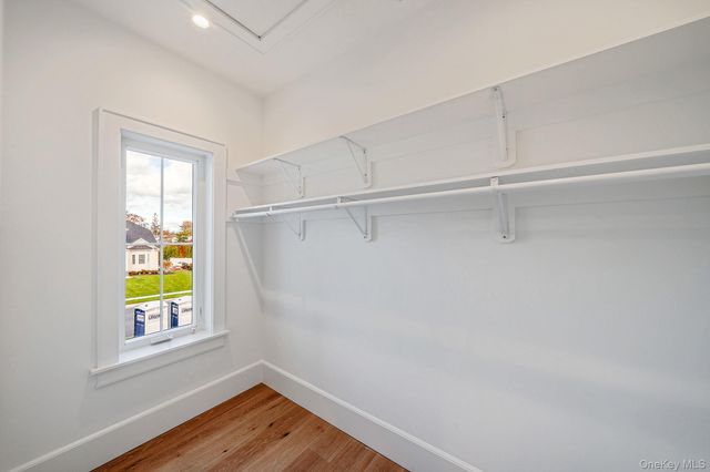 4 Blackwell Court, Nesconset, NY 11767