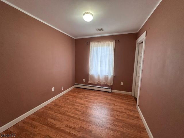 276 Madison Ave, Clifton City, NJ 07011