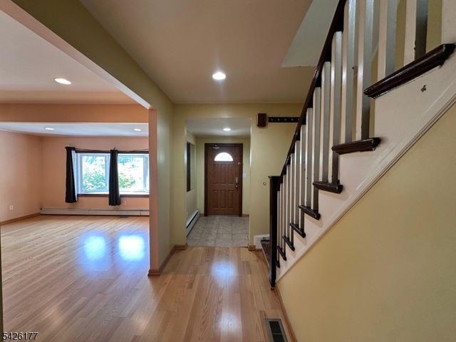 276 Madison Ave, Clifton City, NJ 07011