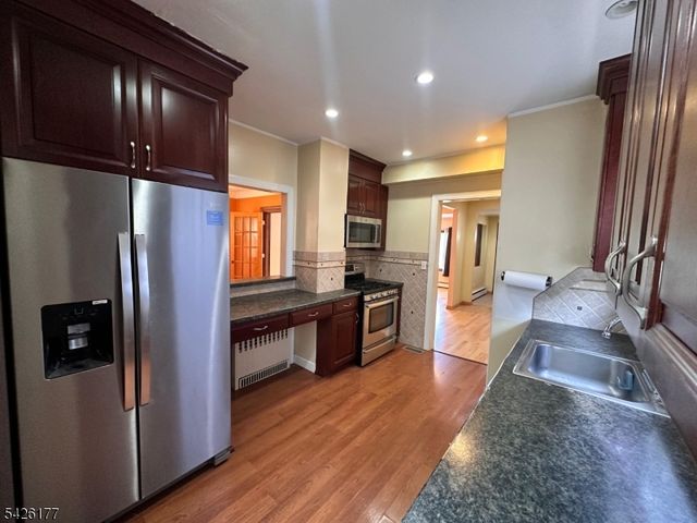 276 Madison Ave, Clifton City, NJ 07011