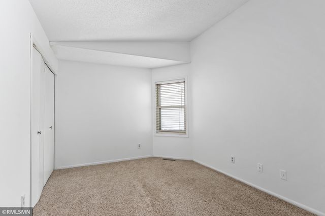 5329 Highpointe Terrace, Bloomington, MN 55437