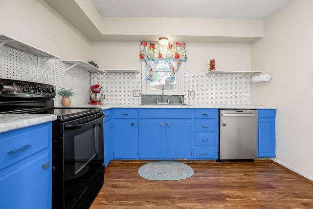 1819 N York Street, Independence, MO 64058