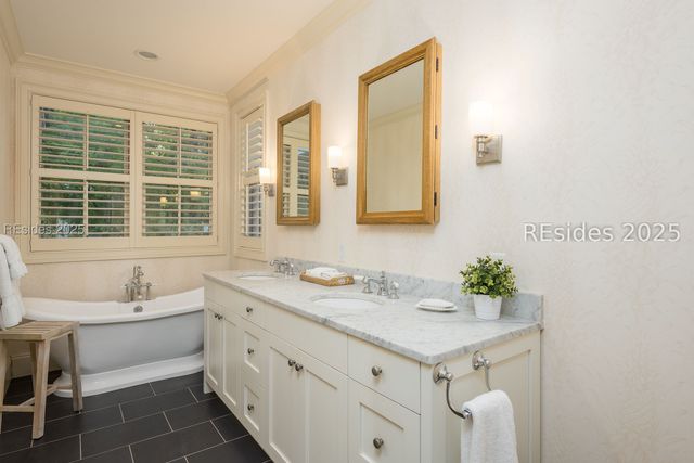 11 Cobalt Ln, Bluffton, SC 29910