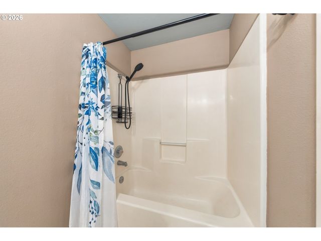 8102 Ne 145TH Ave, Vancouver, WA 98682