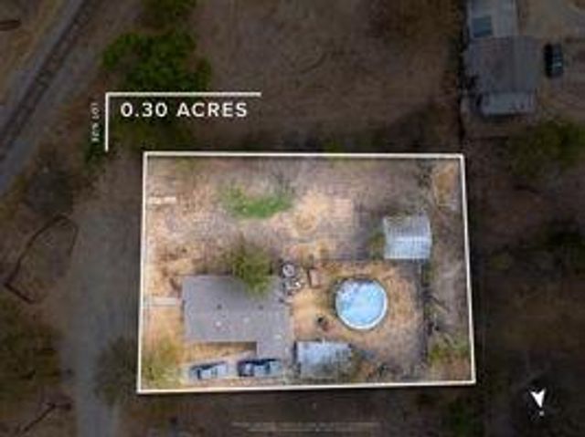 207 & 211 Murphy ST, Taylor, TX 76574