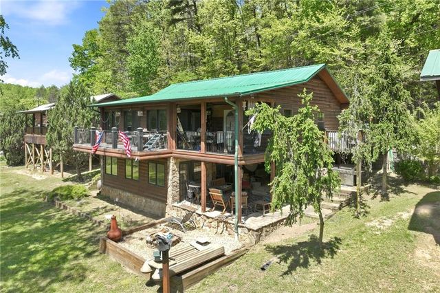 160 Megan Drive, Cleveland, GA 30528