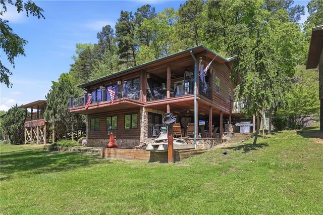 160 Megan Drive, Cleveland, GA 30528