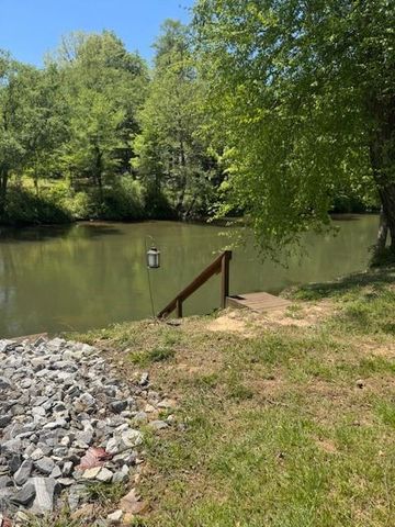 160 Megan Drive, Cleveland, GA 30528
