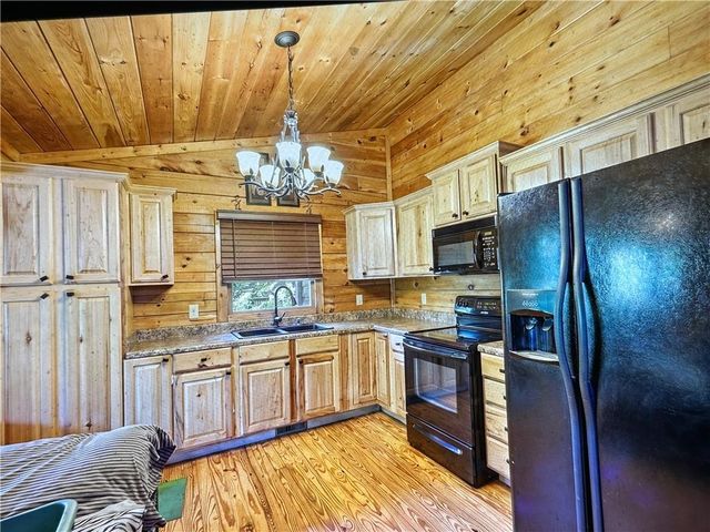 160 Megan Drive, Cleveland, GA 30528