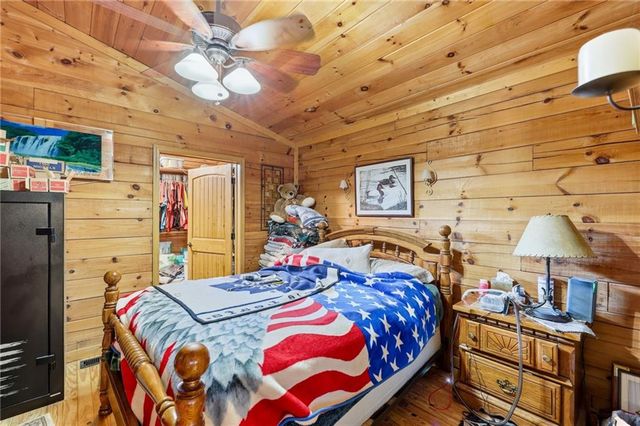 160 Megan Drive, Cleveland, GA 30528