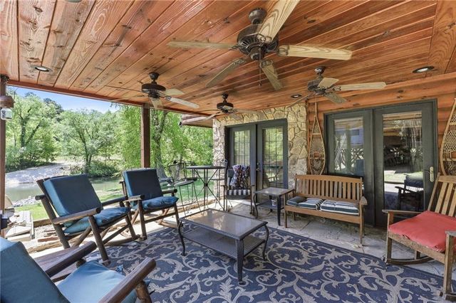 160 Megan Drive, Cleveland, GA 30528