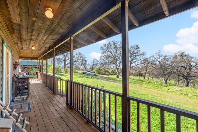 8251 Buffalo Ridge Rd, Ione, CA 95640