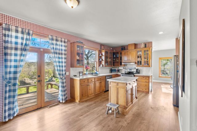 8251 Buffalo Ridge Rd, Ione, CA 95640