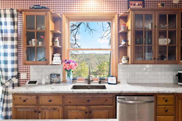 8251 Buffalo Ridge Rd, Ione, CA 95640