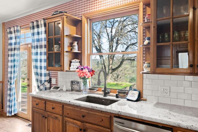 8251 Buffalo Ridge Rd, Ione, CA 95640