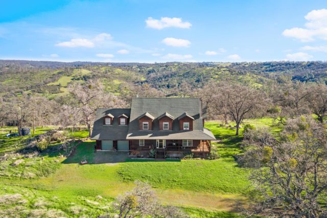 8251 Buffalo Ridge Rd, Ione, CA 95640