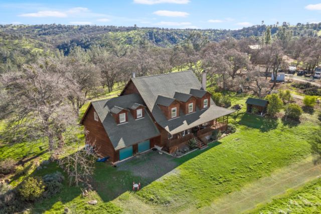 8251 Buffalo Ridge Rd, Ione, CA 95640