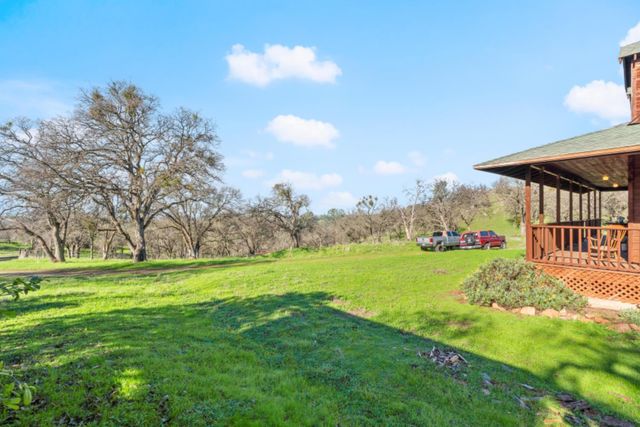8251 Buffalo Ridge Rd, Ione, CA 95640