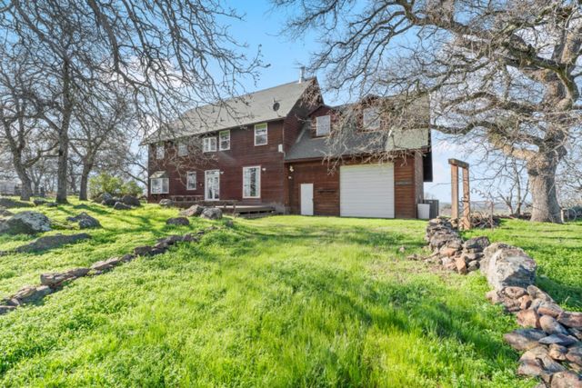 8251 Buffalo Ridge Rd, Ione, CA 95640