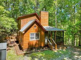 1466 Indian Trail, Mccaysville, GA 30555