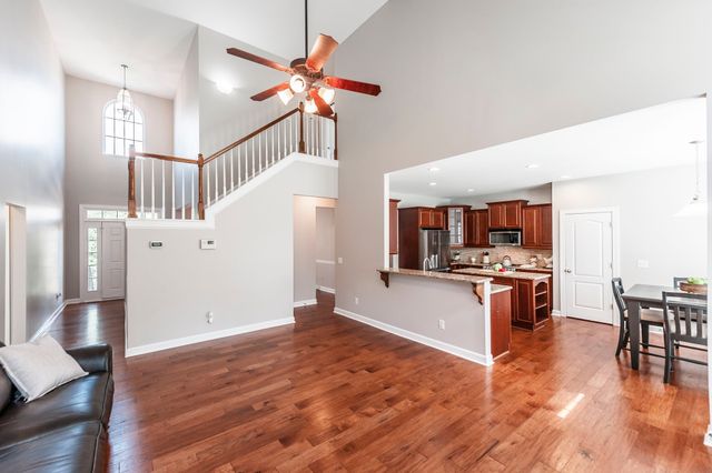 2054 Katherine Dr, Goodlettsville, TN 37072