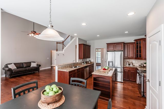 2054 Katherine Dr, Goodlettsville, TN 37072