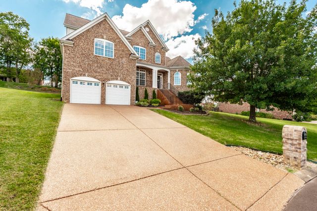 2054 Katherine Dr, Goodlettsville, TN 37072