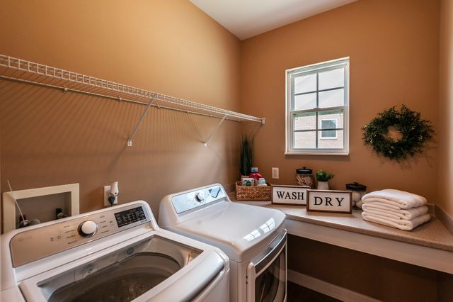 2054 Katherine Dr, Goodlettsville, TN 37072