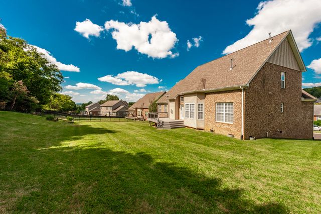 2054 Katherine Dr, Goodlettsville, TN 37072