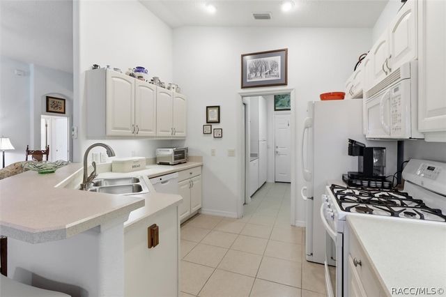 984 W Silver Meadow Loop, Hernando, FL 34442