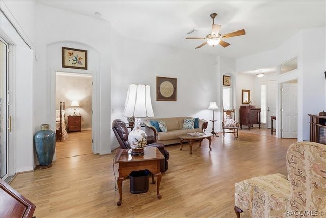 984 W Silver Meadow Loop, Hernando, FL 34442