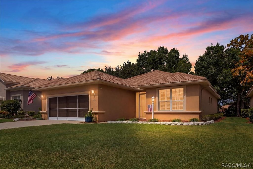 984 W Silver Meadow Loop, Hernando, FL 34442