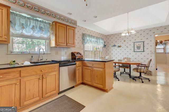110 Sycamore Bend, Fayetteville, GA 30214