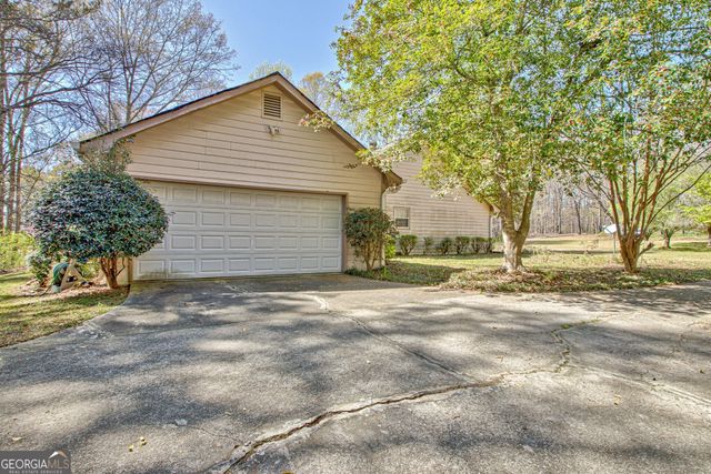 110 Sycamore Bend, Fayetteville, GA 30214