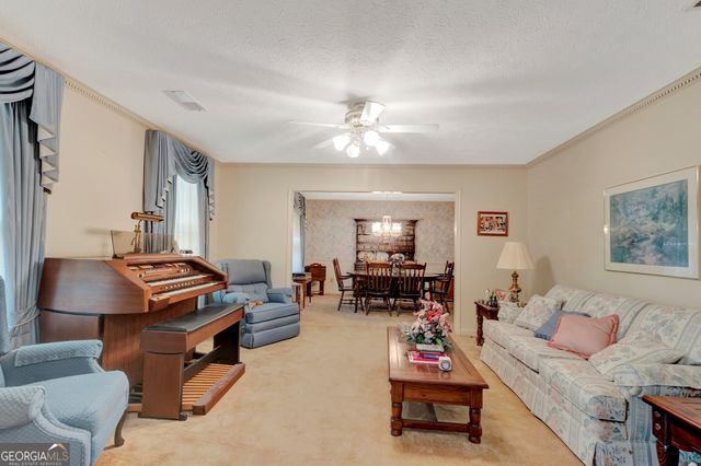 110 Sycamore Bend, Fayetteville, GA 30214