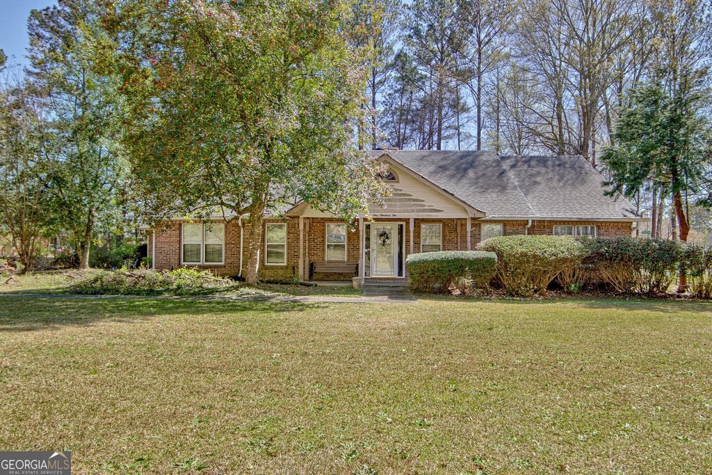 110 Sycamore Bend, Fayetteville, GA 30214