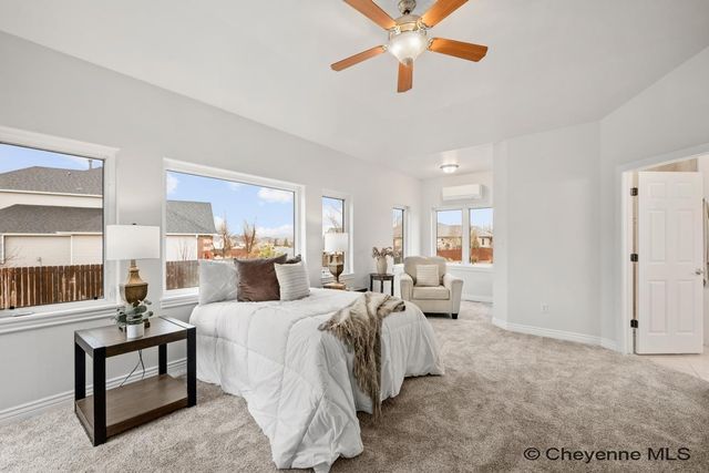 7805 HAWTHORNE DR, Cheyenne, WY 82009