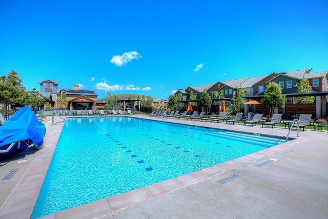 716 TRANQUILITY CIR 1, Livermore, CA 94551