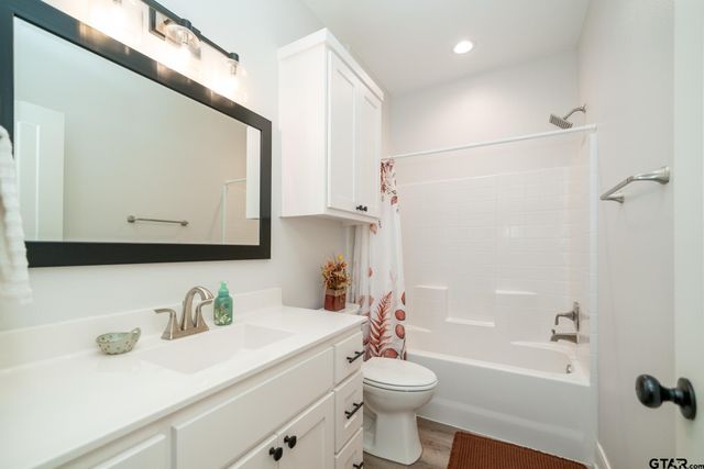 645 CR 1713, Jacksonville, TX 75766